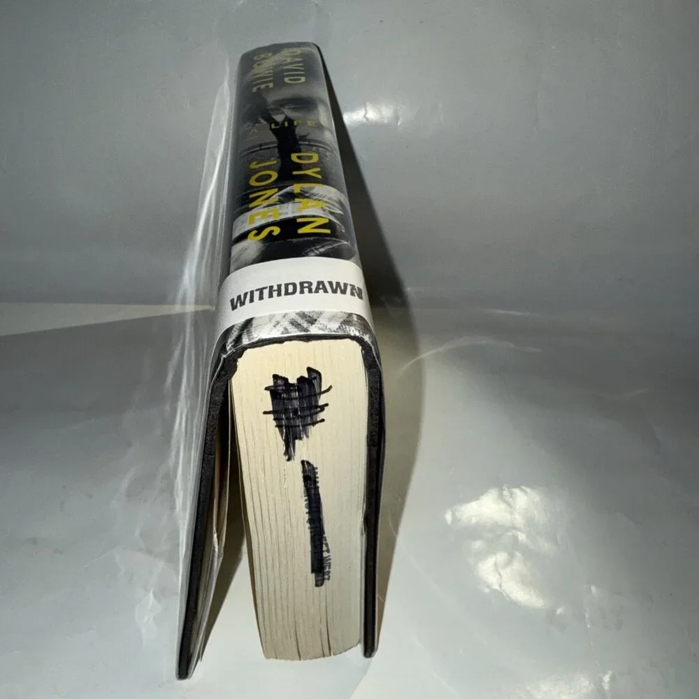 David Bowie A Life by Jones, Dylan 1st Edition HCDJ WITHDRAWN LIBRARY BOOK - Picture 4 of 14